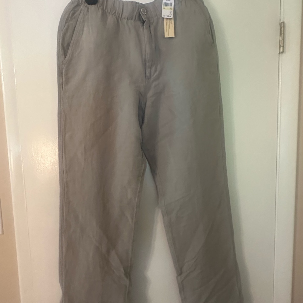 Tommy Bahama Tropical Dreams Linen Pant Medium..Never worn. Brand new.